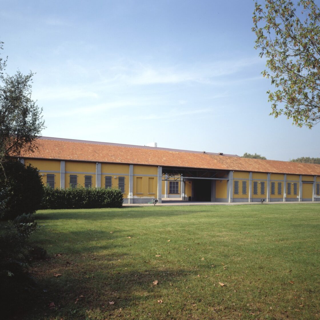 VIA SAN GIUSTO 85 MILANO